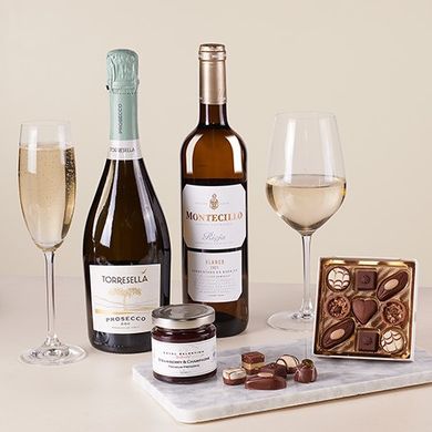 Perfect Balance: Spumante e Vino Bianco con mini Praliné