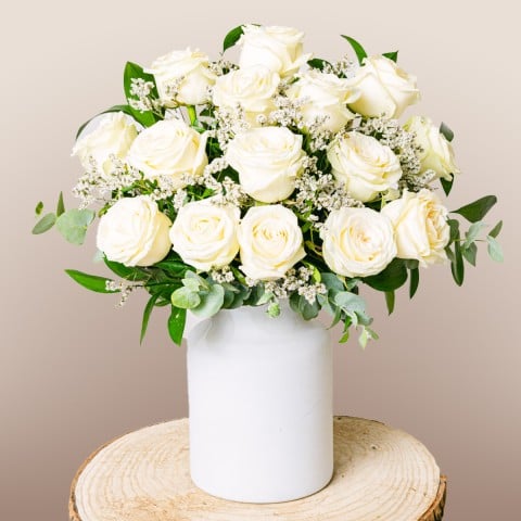 Classy Touch: Rose Bianche