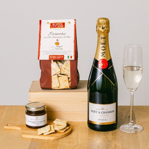 Umore Moët Allegro: Champagne e Snack Dolci e Salati