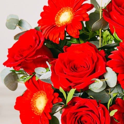 Amore in Fiore: Cava e cioccolatini highlight