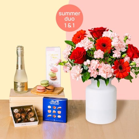 Ricordi Indimenticabili: Rose e Dolci Premium