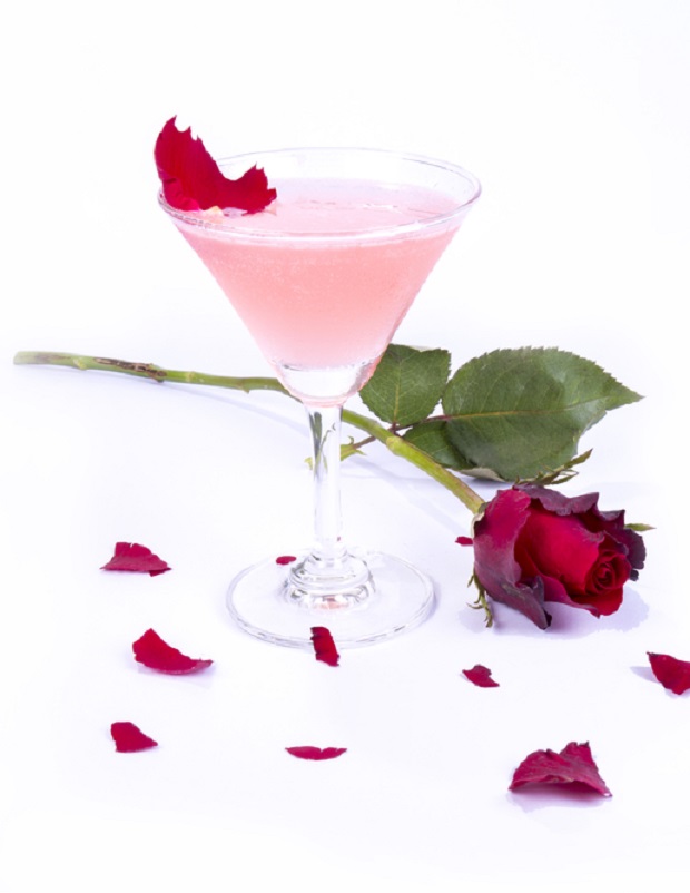 ricette cocktails fiori rose dama rossa