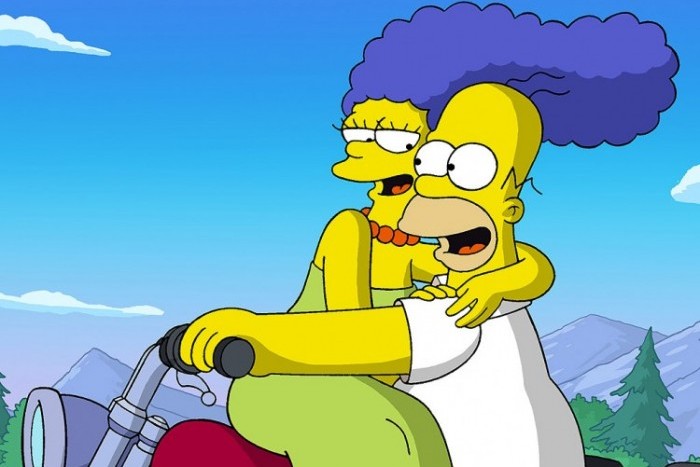 COPPIE MARGE E HOMER AMORE