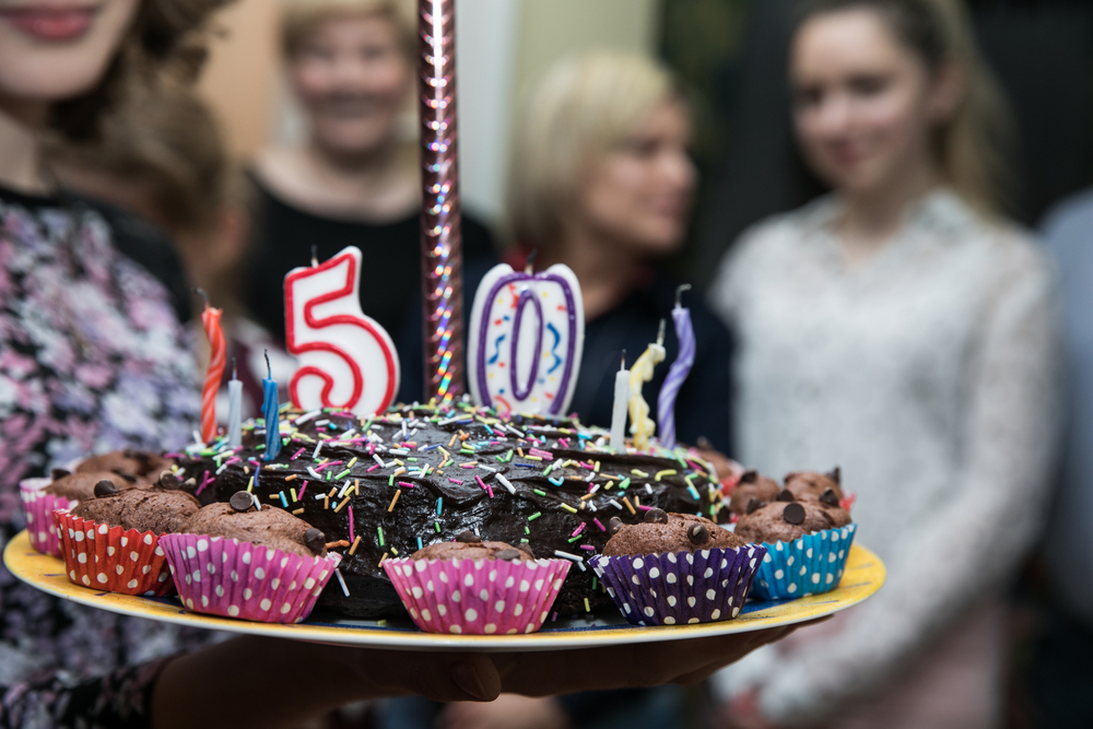 Buon compleanno a 50 anni: idee per festeggiare al meglio ⋆ FloraQueen IT