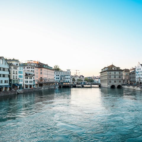 What To Do In Zurich, History And Culture. - Flora Queen