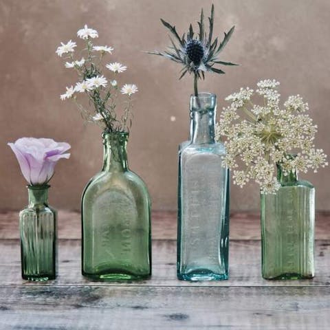 How To Clean Glass Vases - Flora Queen