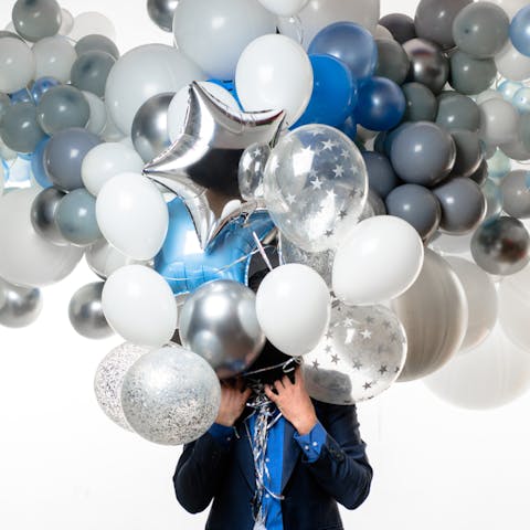 Sending the Perfect Birthday Balloon Delivery - Flora Queen