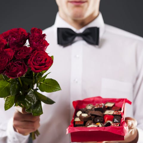 Flowers and More Funny Stuff to Go with It - Flora Queen