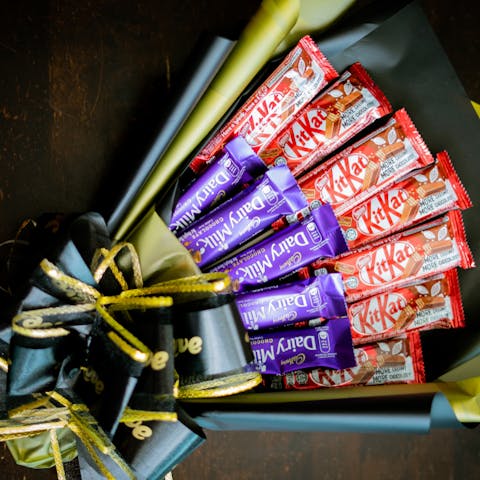 What to Send Instead of Flowers for a Birthday Gift - Flora Queen