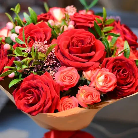 A Guide to the Beautiful Rose Flower - Flora Queen