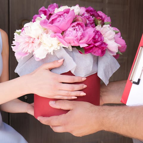 Flowers Delivered Today - Flora Queen