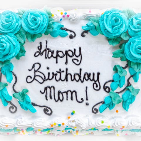 Say Happy Birthday to Mom with These Floral Options - Flora Queen
