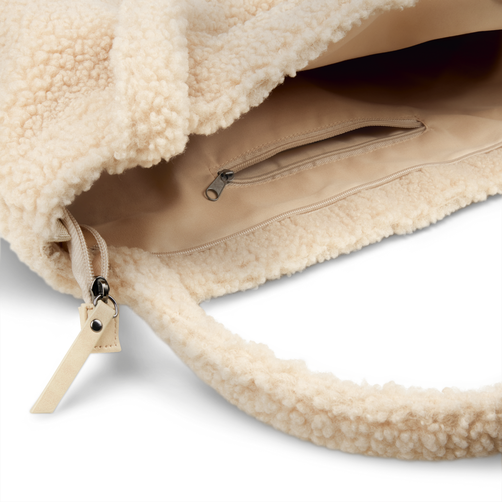 0dea19992324ebf3b95aa1de30db9ce4