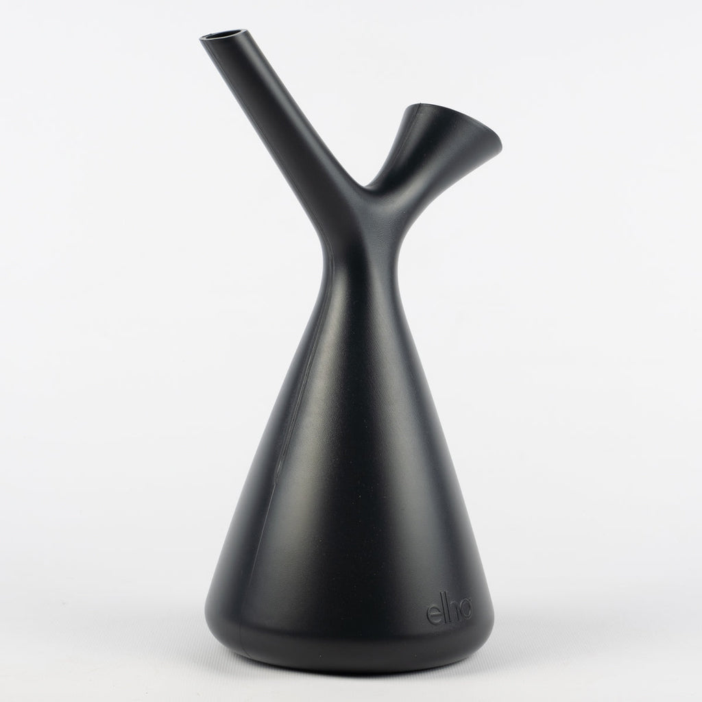 Nice watering can Flora Queen Flora Queen